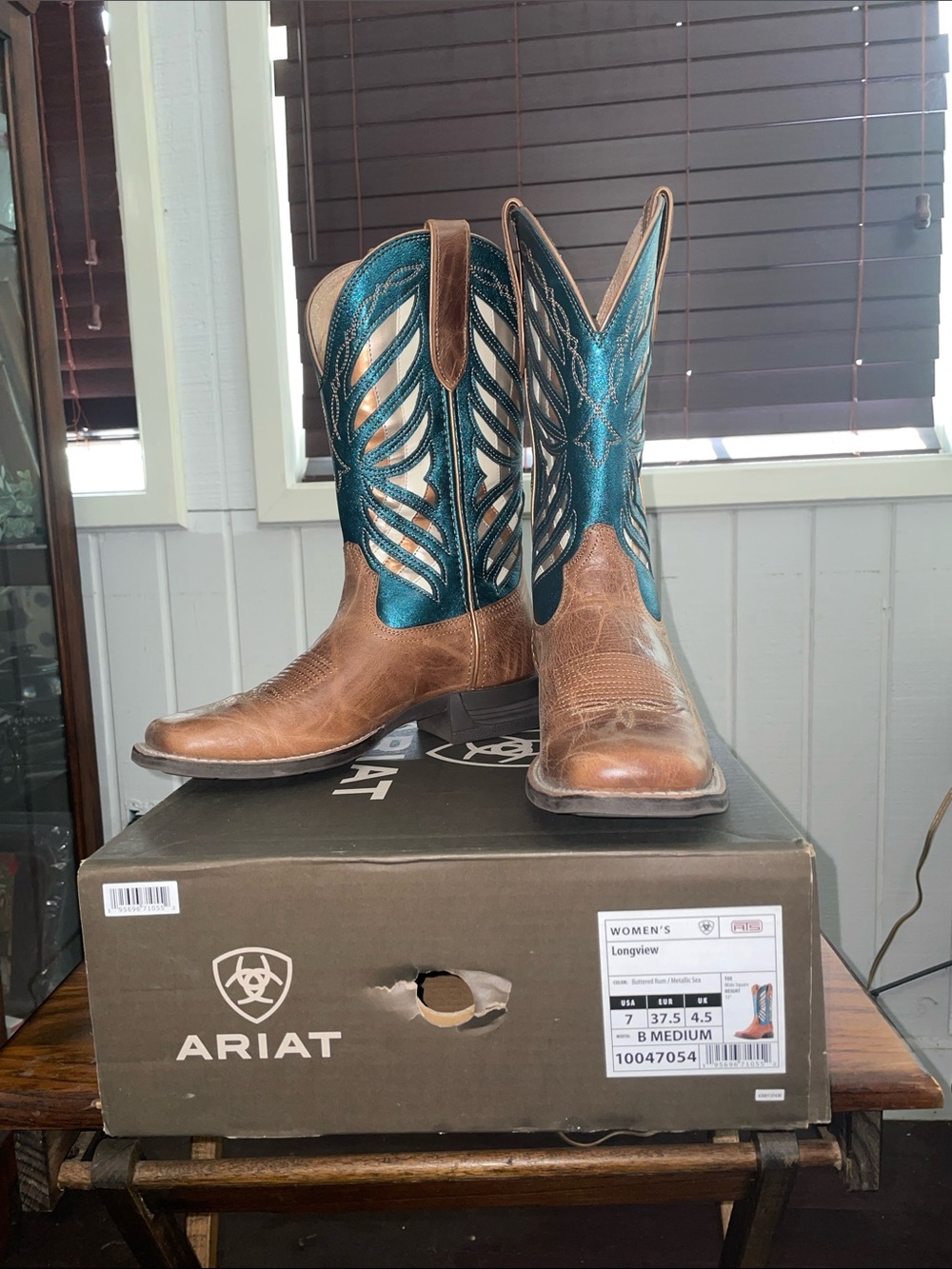 Ariat Brown and Teal Leather Western Cowgirl Boots NWT Womens Size 7